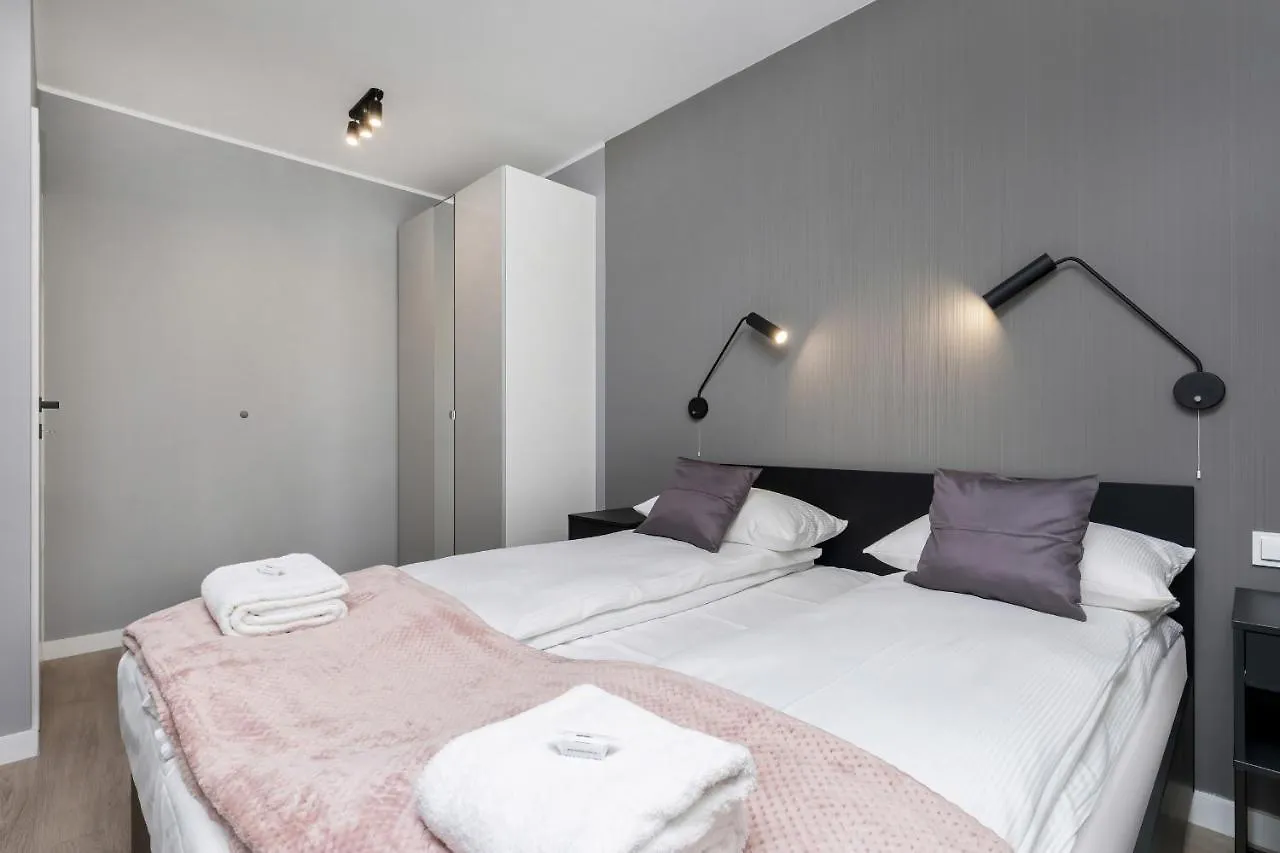 Modern City Center Apartments By Noclegi Renters Poznan