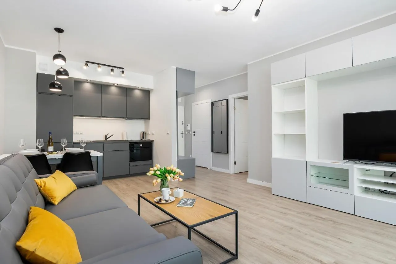 Modern City Center Apartments By Noclegi Renters Poznan